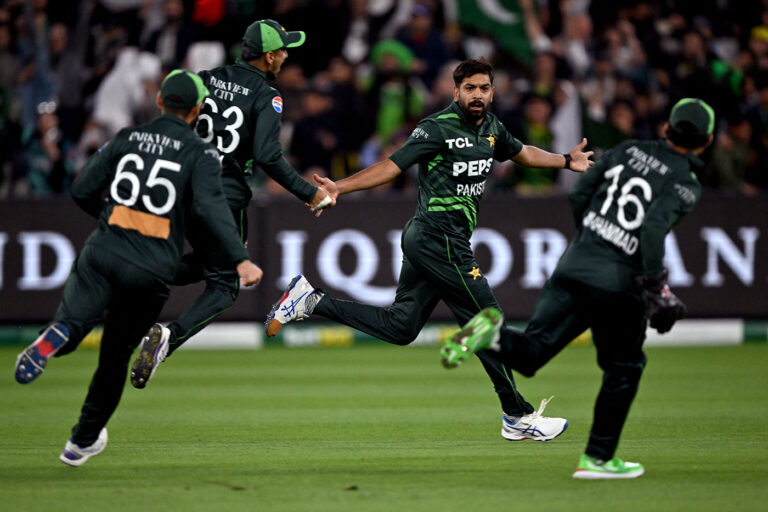 Rauf rues 'untidy mistakes' as MCG ghosts continue to haunt Pakistan