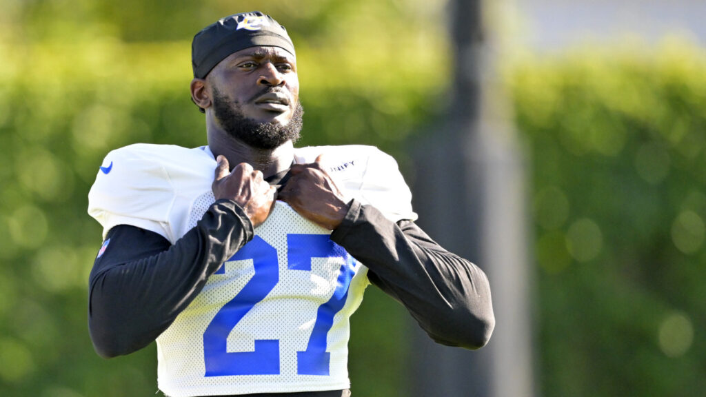 Ravens acquire two-time All-Pro defender in trade with Rams