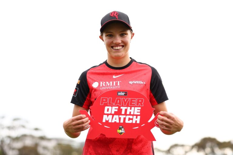 Replacement player Bekker takes centre-stage as Renegades win Melbourne derby