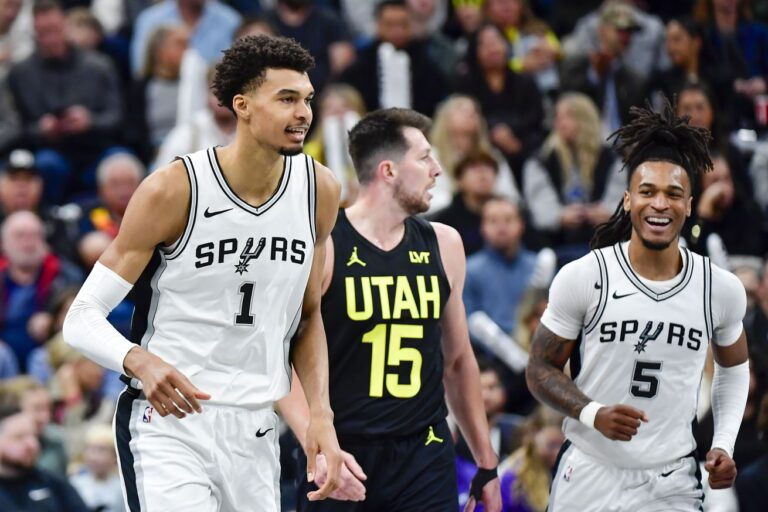 San Antonio vs. Utah, Final Score: Spurs beat Jazz in fourth straight win, 128-115