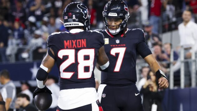 Texans look to continue winning ways against visiting Titans