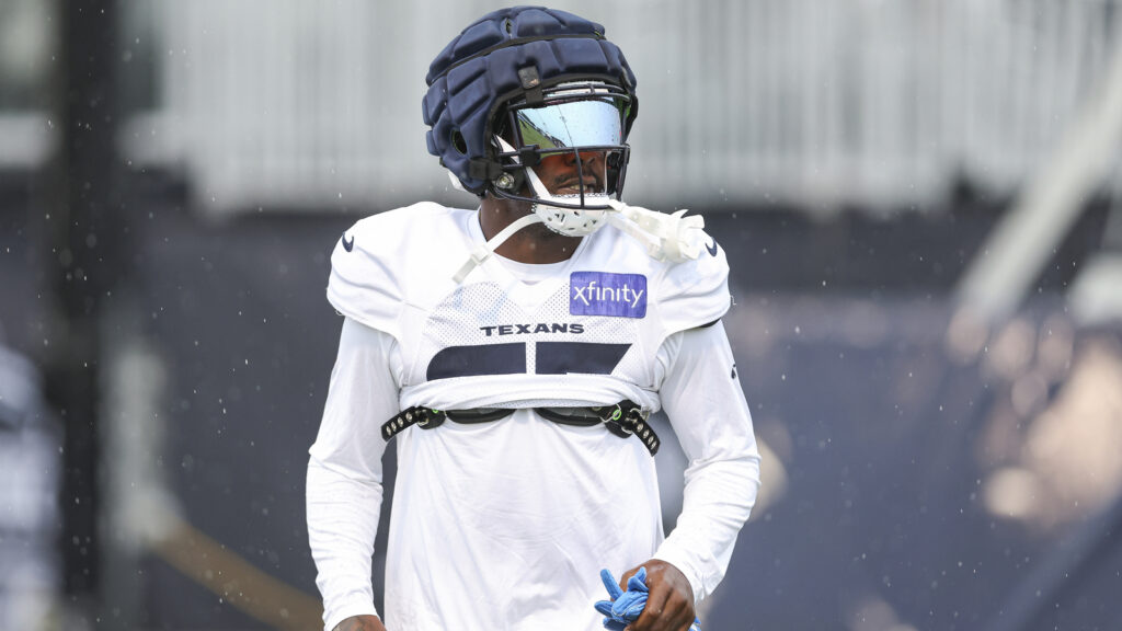 Texans Make Three Moves For Week 11, Cut CB Desmond King