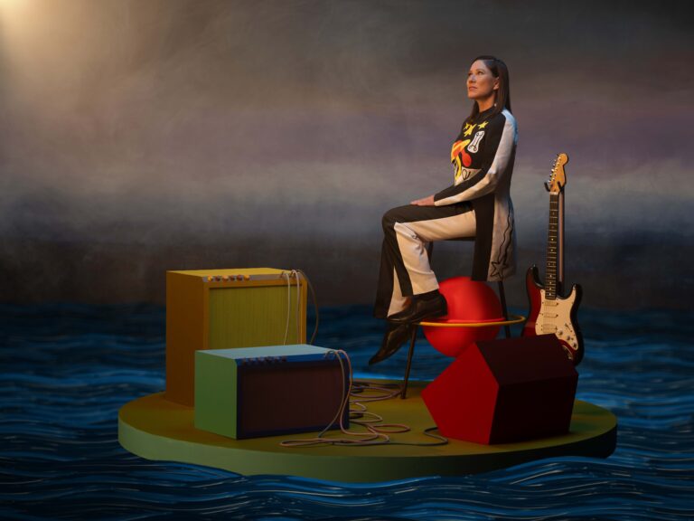 The Breeders’ Kim Deal Announces 2025 Solo Tour, Shares Video for New Song: Watch