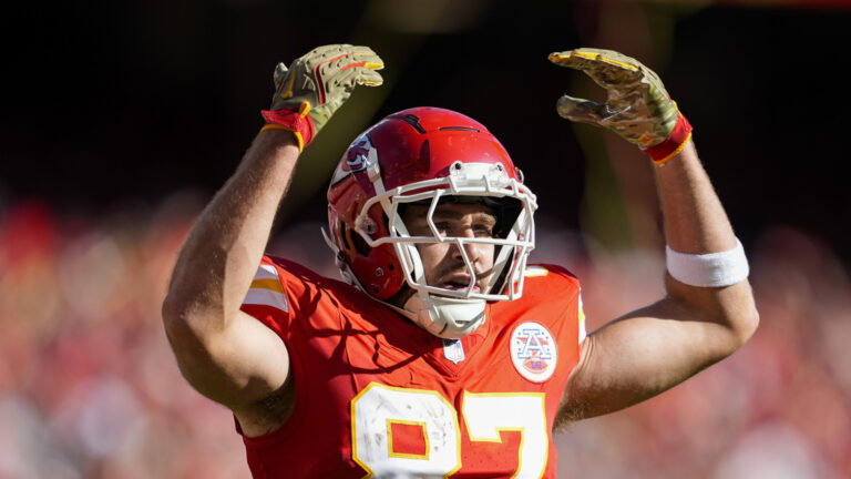 Week 10 knee-jerk reactions: Chiefs are inevitable, Jets need to cut ties with Aaron Rodgers