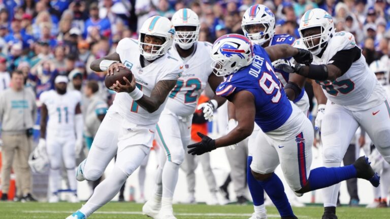 With Tua Tagovailoa back, Dolphins look to end skid at surging Rams