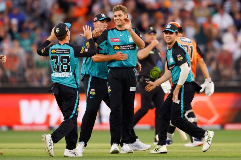 'Bizarre' toe injury no hurdle as Johnson returns to BBL in style