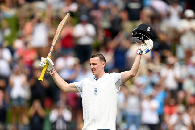 Brook hundred repels New Zealand's fast start with ball