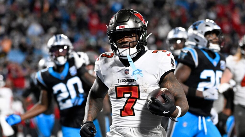 Bucs rookie RB Bucky Irving active vs. reeling Raiders