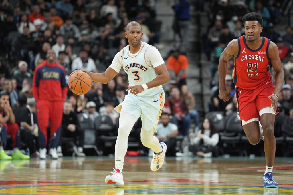 Chris Paul makes history in Spurs’ close win over the Pelicans