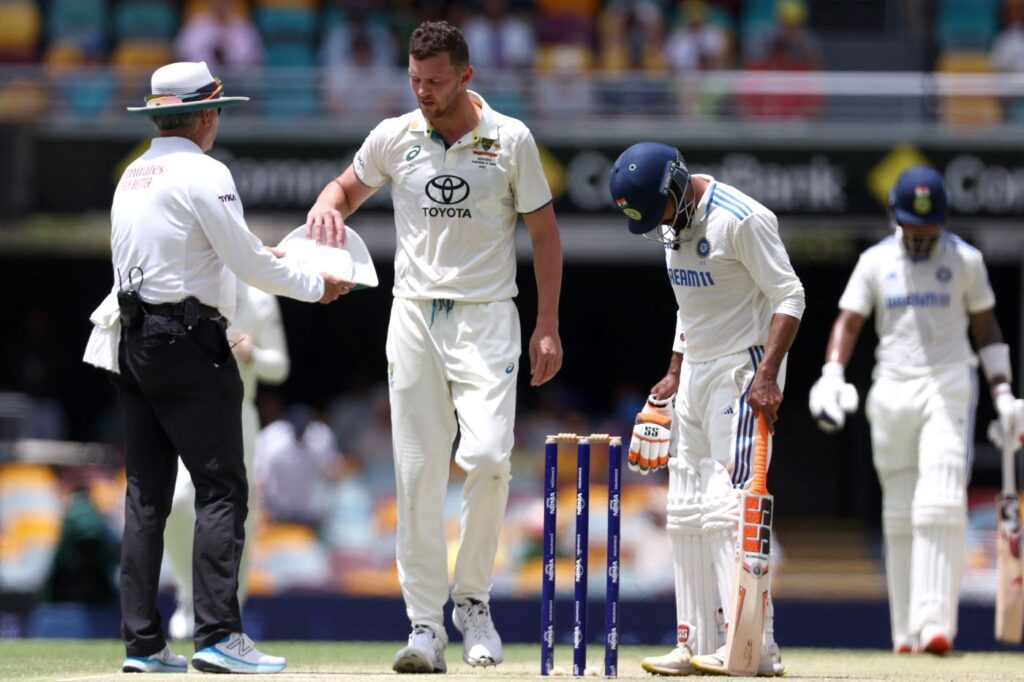 Hazlewood goes off with calf soreness to be taken for scans