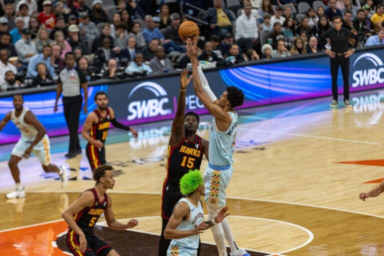 Highlights: Wembanyama’s 42 points, Paul’s clutch heroics help Spurs win OT thriller over Hawks