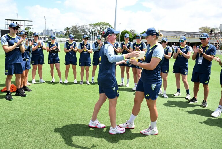 India opt to bat; Voll and Sadhu debut in series opener