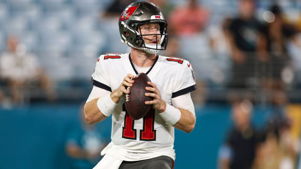 Jaguars sign former Super Bowl-champion QB in wake of Trevor Lawrence injury