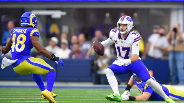 'Josh Allen Is An Alien': Sean McVay Praises Josh Allen During Bills-Rams Matchup