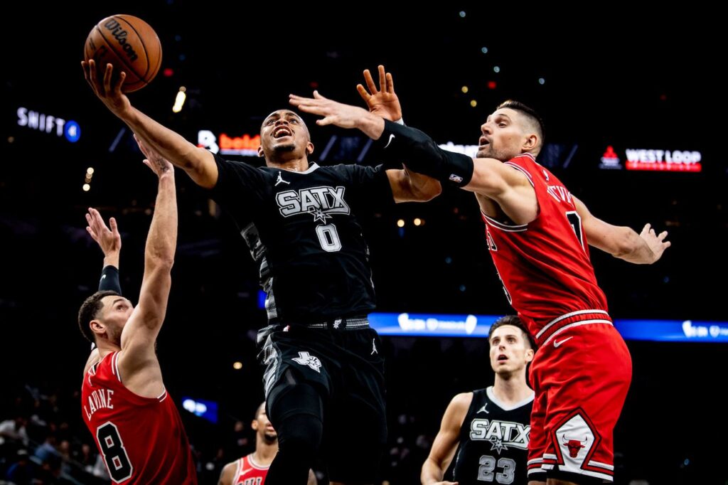 Keldon Johnson dropped 28 in Spurs’ scorching loss to Bulls