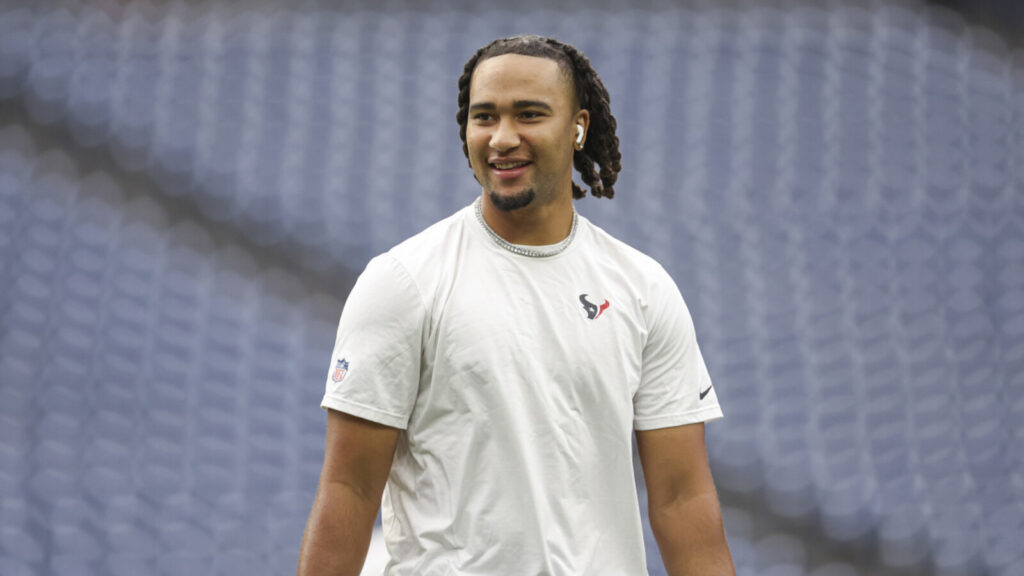 Latest mock draft has the Texans bringing a smile to CJ Stroud's face by reuniting him with a weapon from his past