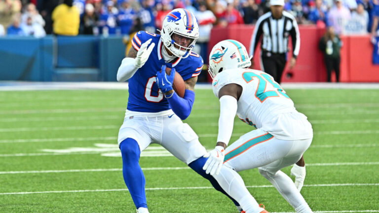 Los Angeles Rams To Face Bills Without 2 Top Pass Catchers