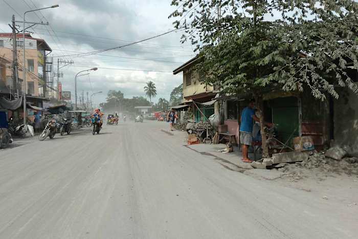 Mass evacuation of Philippine villages underway after a brief but major volcanic eruption