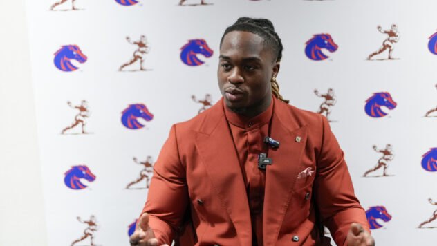 Mock draft entails nightmare scenario for Raiders