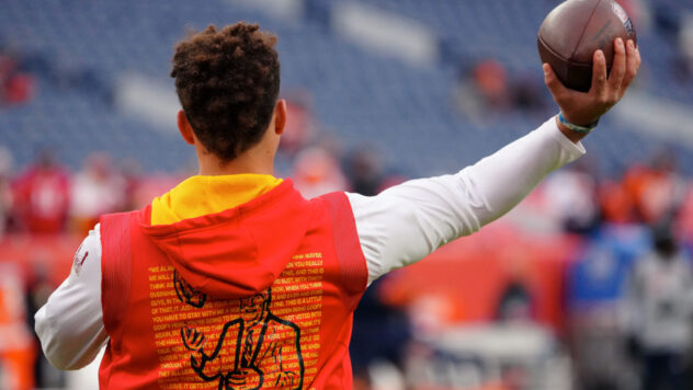 NBC Sports announces unique alternate broadcast option for Chiefs' Week 16 tilt with Texans