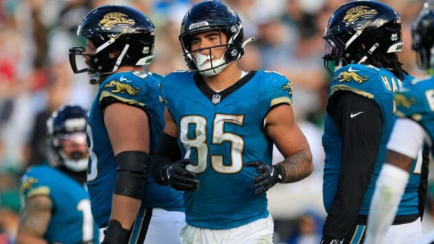 NFL hits Brenton Strange with news he doesn't want to hear after his career day in the Jaguars loss to the Jets