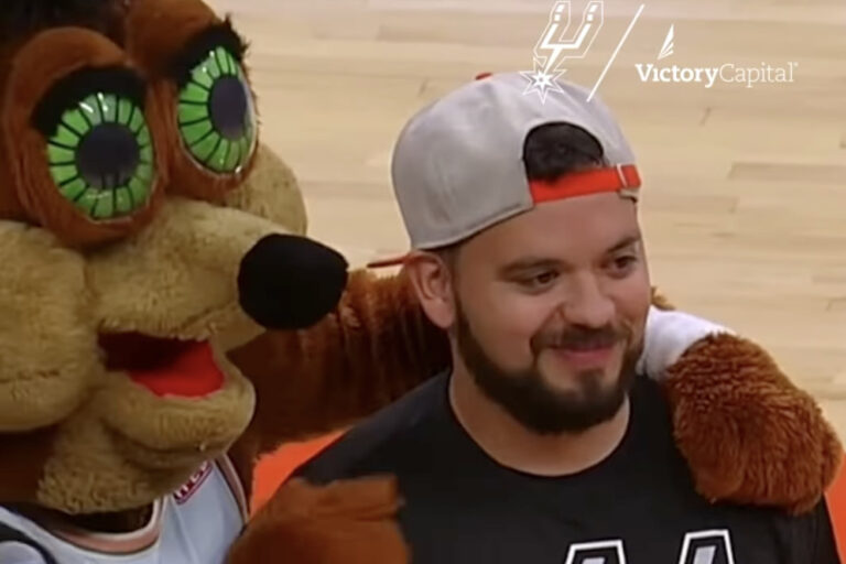 Open Thread: One Spurs fan walked out of Thursday night’s game with $10,000