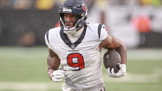 Report: Injured Texans TE Brevin Jordan signs extension