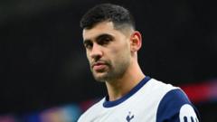 Romero criticises Spurs board for lack of spending