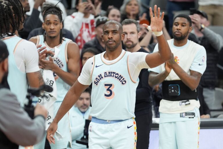 San Antonio vs. New Orleans, Final Score: Spurs close out Pelicans 121-116
