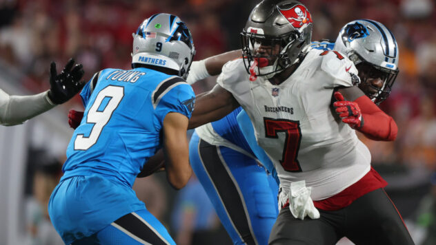 Tampa Bay Buccaneers get a late Christmas present in the form of a familiar face on Friday evening
