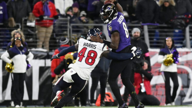 Texans Linebacker Practices for the First Time This Season