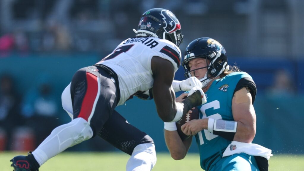 Texans vs. Jaguars referee details Azeez Al-Shaair ejection after brutal hit on Trevor Lawrence