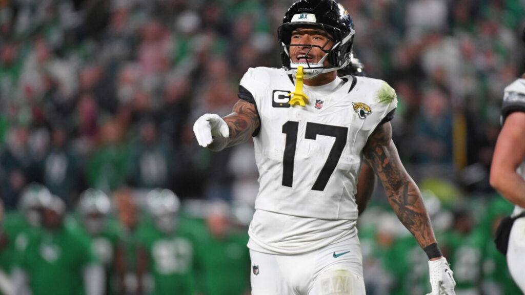 The NFL is punishing Jaguars TE Evan Engram for doing something any good teammate would have done