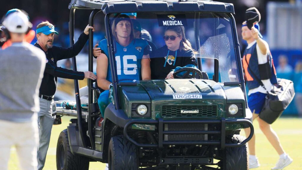 Trevor Lawrence issues first comment after being knocked out of Jags’ game