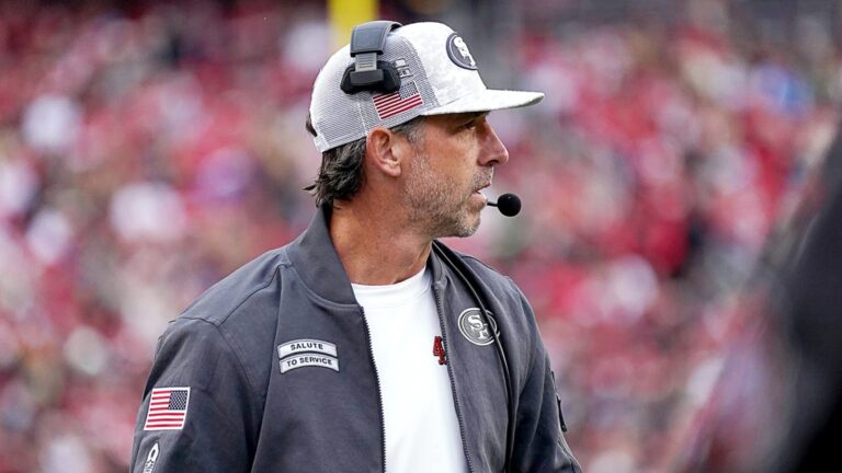 Troy Aikman suggests Bears trade for 49ers coach Kyle Shanahan during MNF broadcast