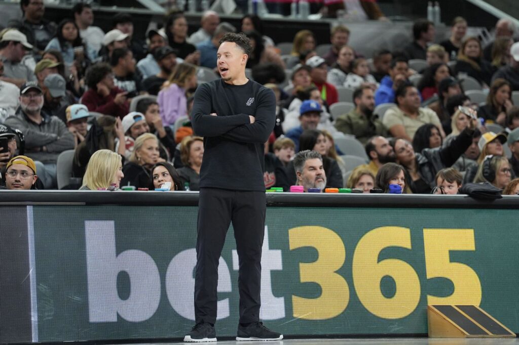 A closer look at how the Spurs use their coach’s challenges