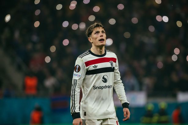 Alejandro Garnacho fires new two-word Man United message as Chelsea face £80m transfer dilemma