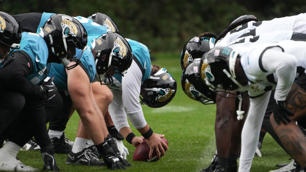 Bears Asst. GM Ian Cunningham Worth Watching For Jaguars’ GM Job