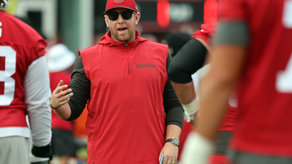 Buccaneers' Liam Coen is looking to put a huge chunk of change in Mike Evans' pocket on Sunday