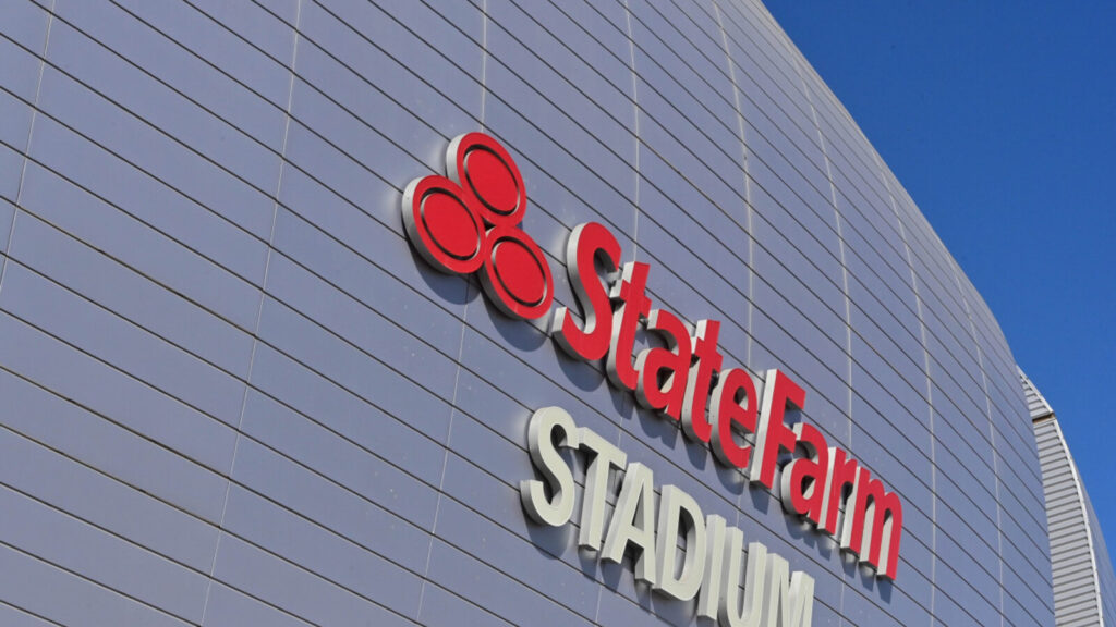 Cardinals' heartfelt gesture welcomes Rams ahead of playoff game amid Los Angeles wildfire crisis