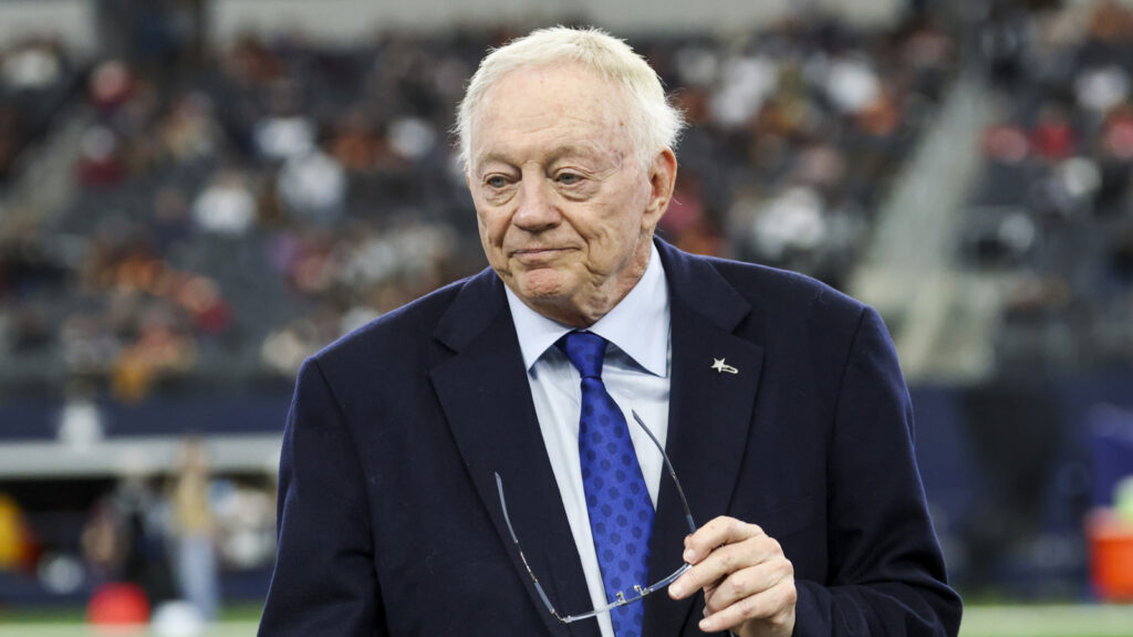 Cowboys’ Jerry Jones addresses potential coaching change after Week 18