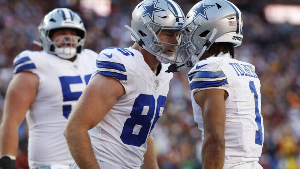 Dallas Cowboys' recent no-brainer signing adds mystery to one of the team's most intriguing positions