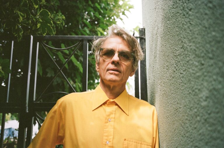 Dean Wareham Announces New Album That’s the Price of Loving Me, Shares Video for New Song: Watch