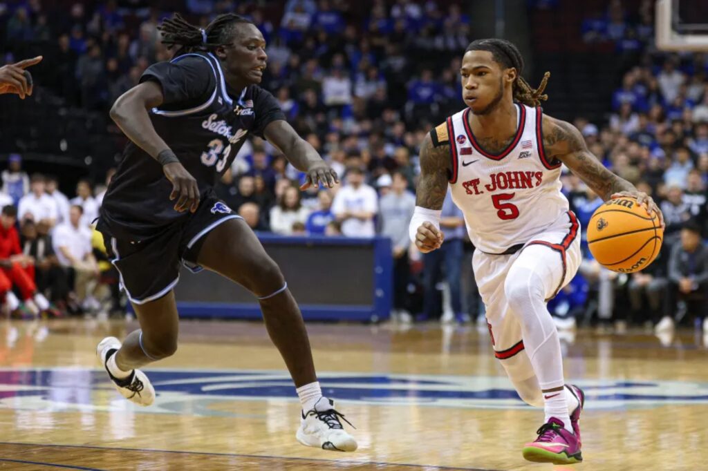 Deivon Smith talks way back into St. John’s lineup after shoulder injury