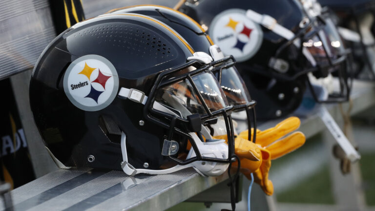 Fix to Steelers Defense Starts with This Change at Coordinator