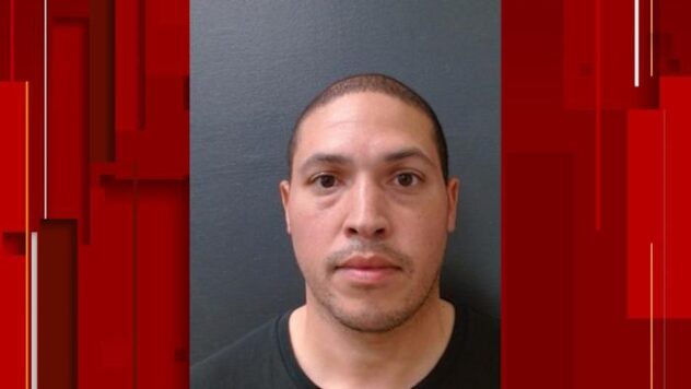 Former Canyon Lake High School teacher charged with 18 additional crimes involving minors, records show