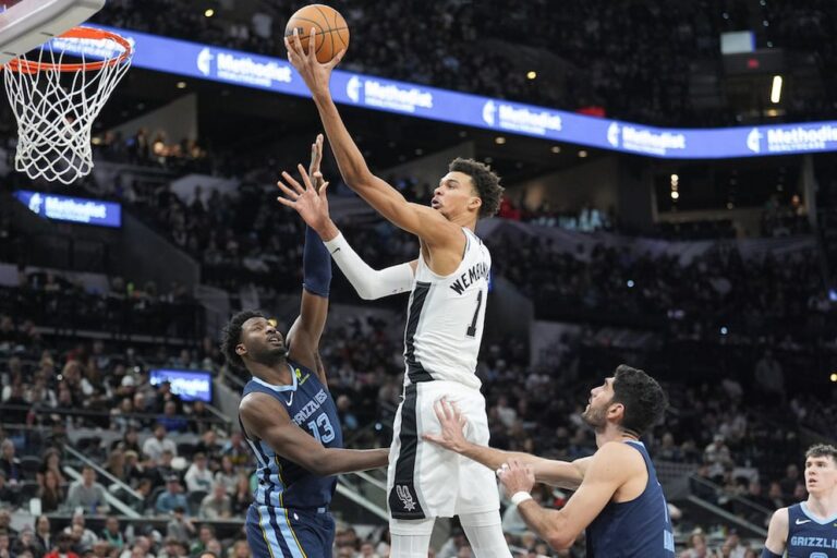 Highlights: Wembanyama nearly records triple-double with blocks against Grizzlies