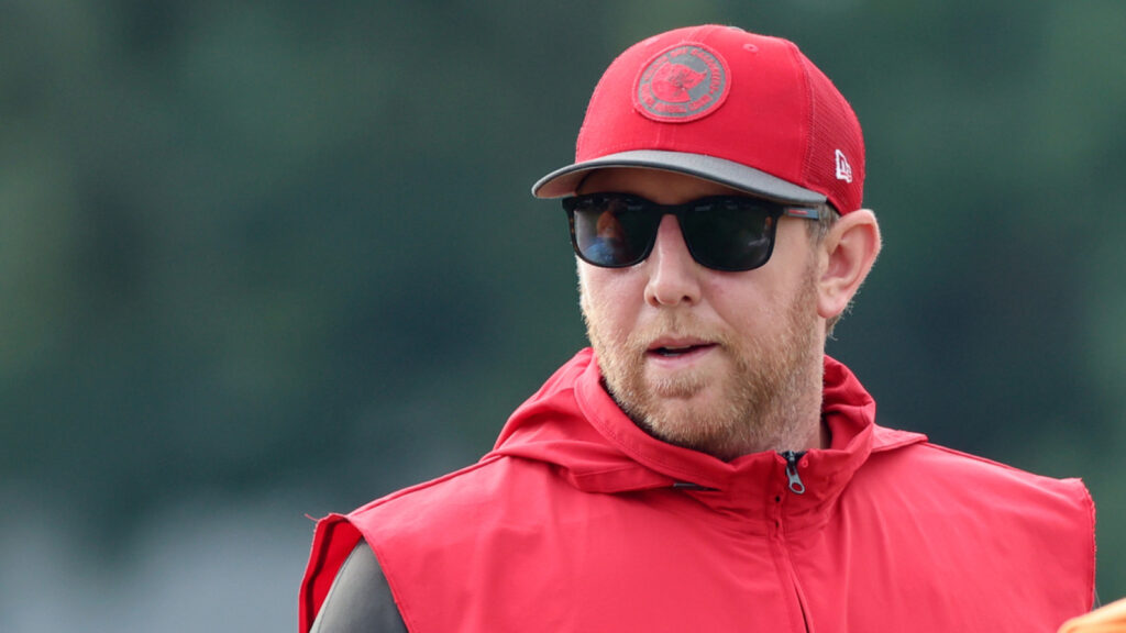 Insiders provide behind-the-scenes intel on Liam Coen's exit from Bucs