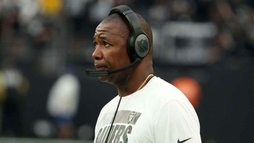 Jaguars Complete Interview With Patrick Graham For HC Job