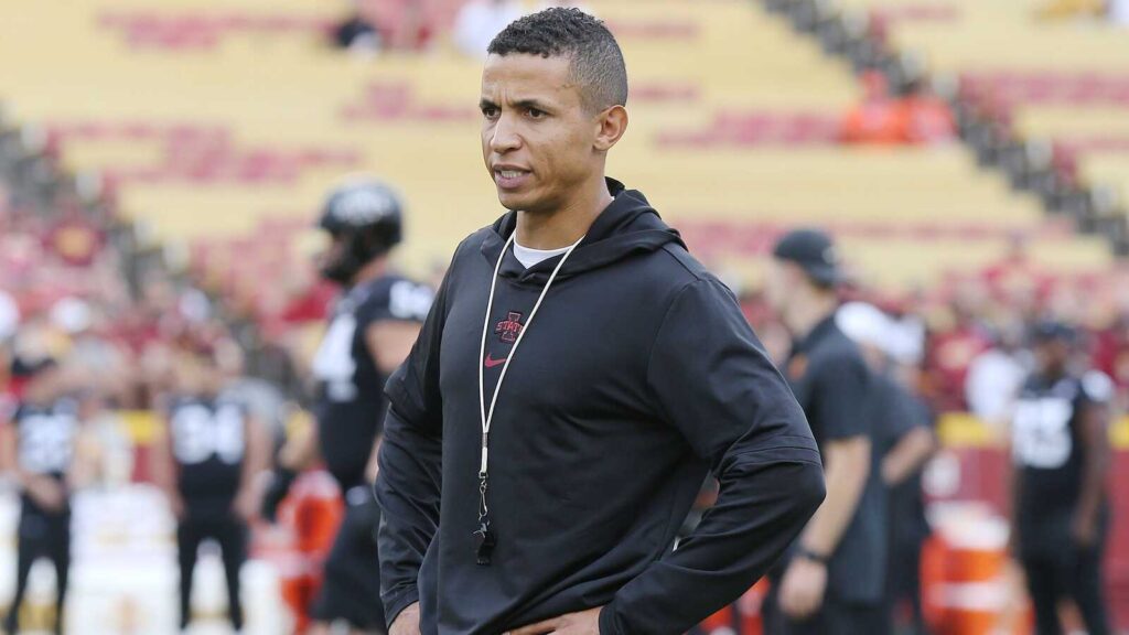 Jaguars interview Rams assistant for vacant OC role